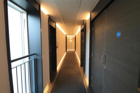 Entrance lobby.JPG