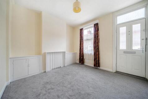 sitting room h.jpg