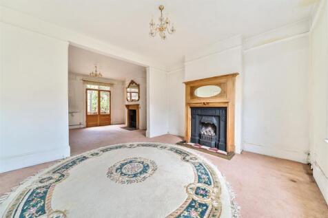 sitting room h.jpg