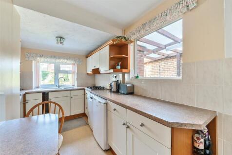 kitchen h.jpg