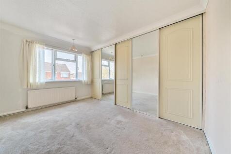 bedroom 1 h.jpg