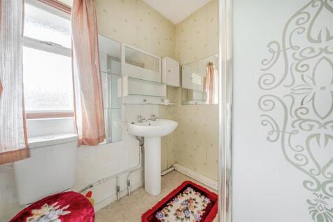 shower room h.jpg