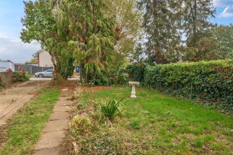 front garden h.jpg