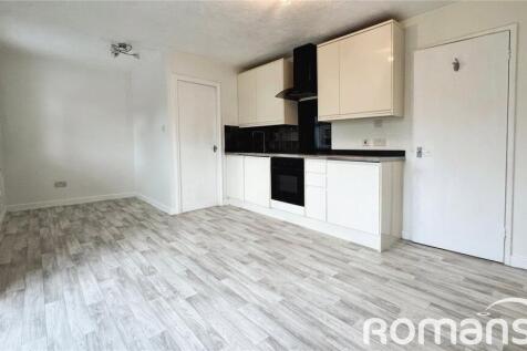 Living Room /Kitchen