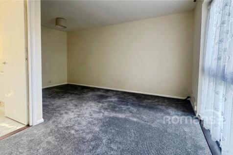 Living Room /Bedroom