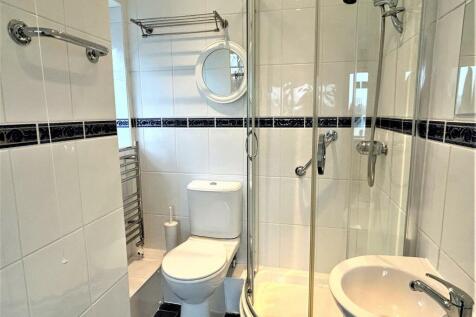 En suite.jpeg