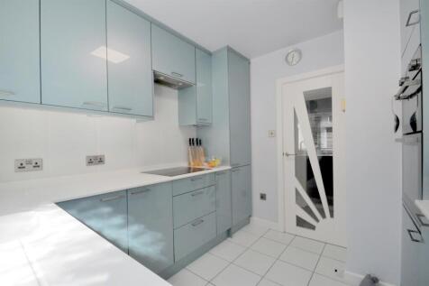 Fitted Kitchen