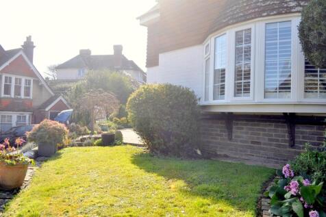 Front Garden Area