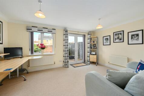 Family Room/Optional Bedroom 4.jpg
