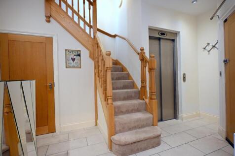 Lower Ground Floor Hall