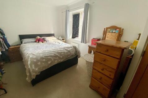 23WOODBED1.jpg