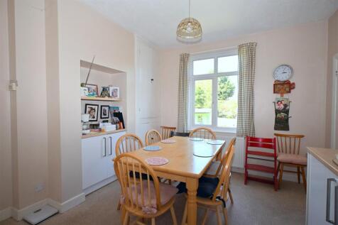 Breakfast Room Area