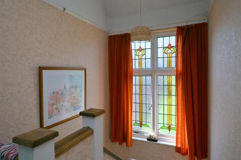 Feature Landing Window