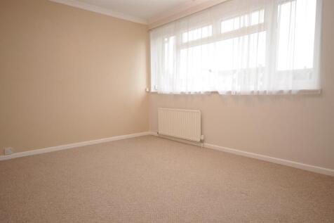 Bedroom I.jpg