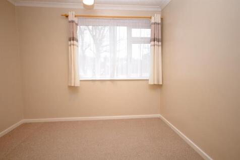 Bedroom II.jpg