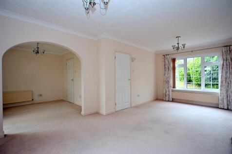 Sitting/Dining Room