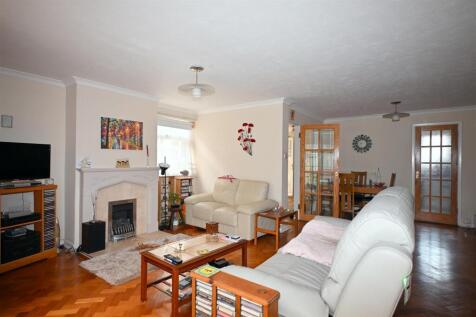 Sitting/Dining Room