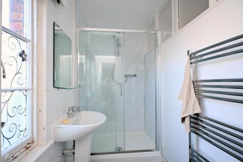 Shower Room.