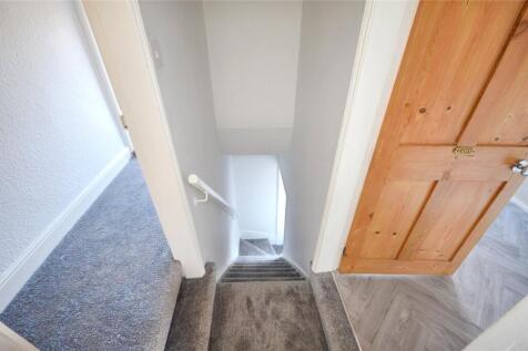Landing/Stairs