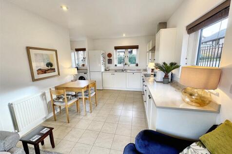 Living/Dining Kitche