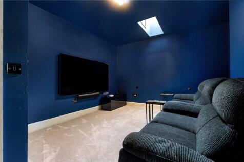 Cinema Room/Bedroom