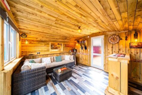 Bar/Summerhouse