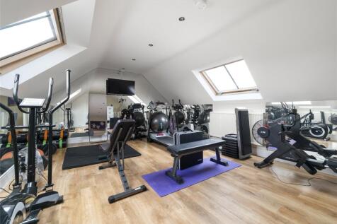 Gym/Bedroom