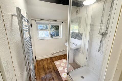 5 - Shower Room