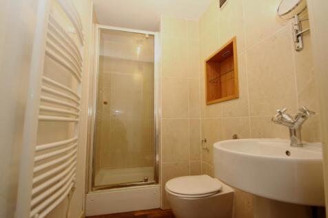 Main bathroom