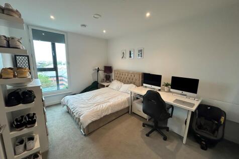 Property Image 11