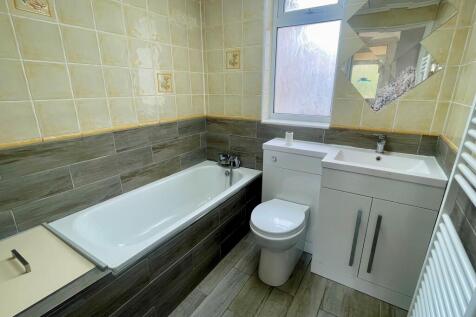 Ground Floor Bathroom
