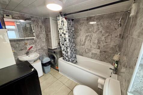 Ground Floor Bathroom