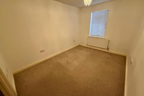 BEDROOM ROOM