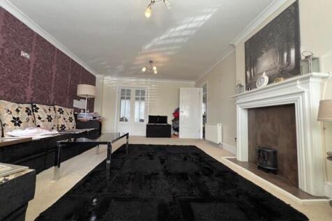 Reception Room1