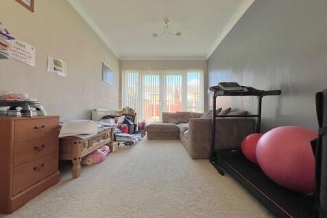 Reception Room2