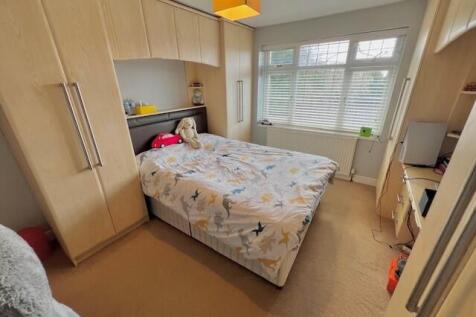 Bedroom5