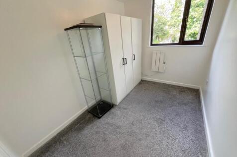 2nd Bedroom