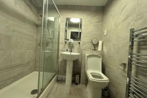 Firs Floor Bathroom