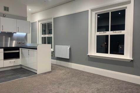 Kitchen/ Lounge