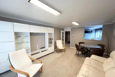 lounge/Diner