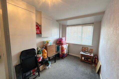 Separate Reception Room