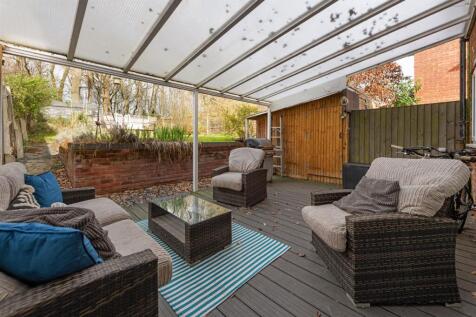 385 Lugtrout Lane, Solihull, B91 2TN_21.jpg