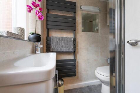 385 Lugtrout Lane, Solihull, B91 2TN_13.jpg