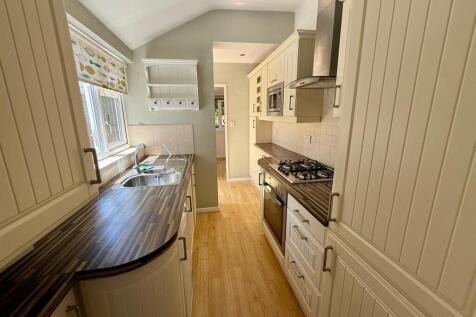 PR39 Kitchen.jpg