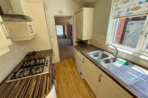 PR39 Kitchen2.jpg