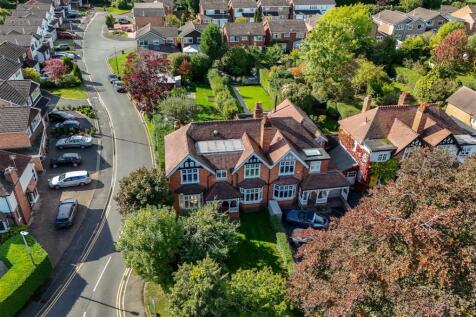 72 church front 3.JPG