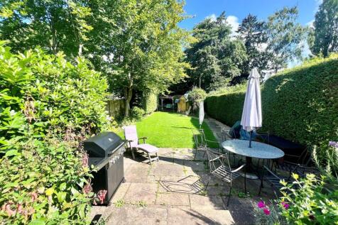 WR135 Garden5.jpg