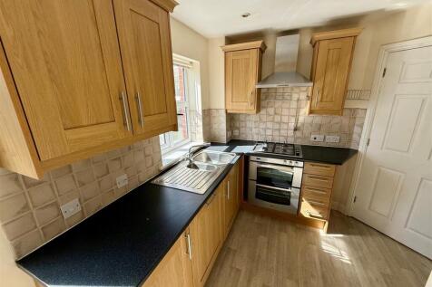 LR60 Kitchen.jpg