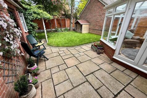 DHR96 Garden.jpg