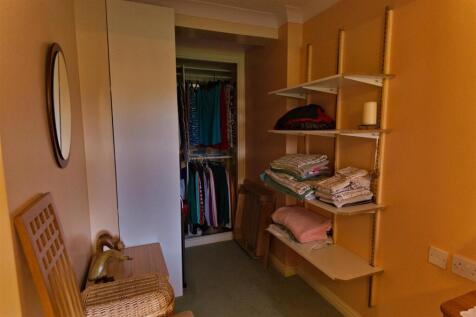 Bedroom1.jpg